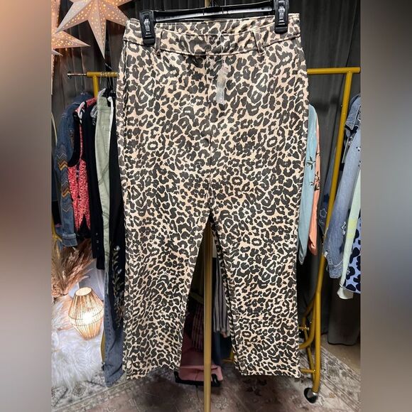 Free People Molly Leopard Printed Slim Pants - Picture 9 of 11